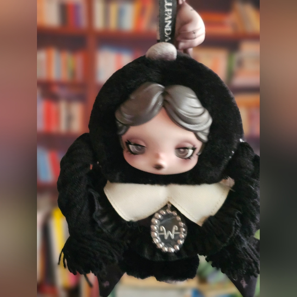NIB SKULLPANDA×WEDNESDAY  (Classic Dress Version) YOU FOUND ME - NY Limited Ed